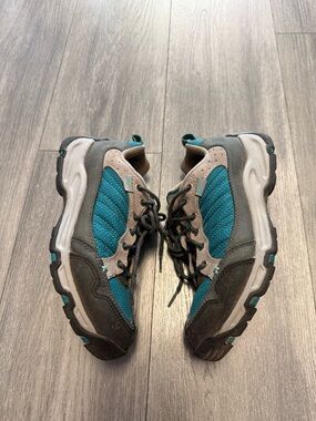 DANNER Trail Terrain Hiking Running Shoes Women’s Size 8